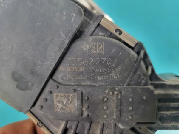 Spjällhus OEM 55562270 för Opel Corsa D 1.2 image 3
