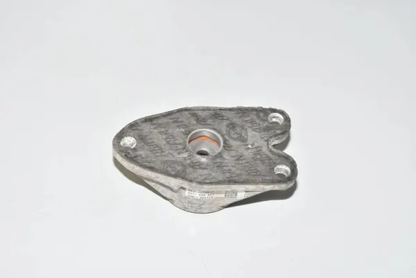 Hinterer linker Stoßdämpferhalter OEM 6862725 BMW 3 Touring image 3