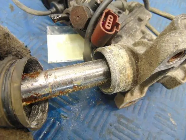 VOLKSWAGEN POLO IV 1.4B Caixa de Direção 6Q1423051AF image 3