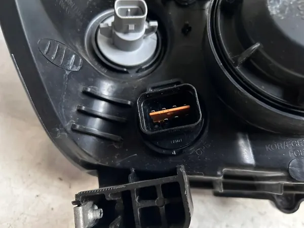 Faros izquierdo Chevrolet AVEO T300 96831061 image 5