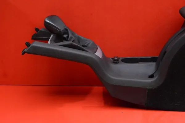 Middenconsole Armsteun OEM 1Z1863241 Skoda Octavia II image 5