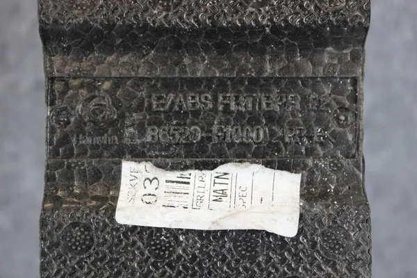 Absorvedor de para-choque dianteiro KIA SPORTAGE IV OEM 86520F1000 image 3