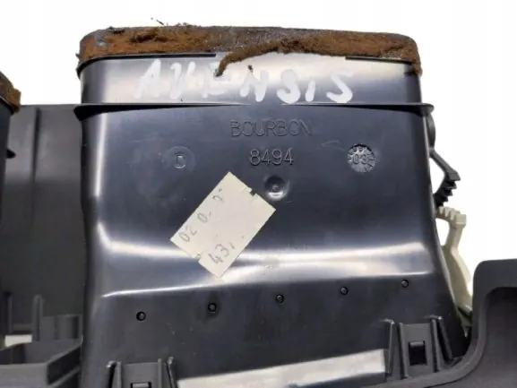 Console centrale Toyota Avensis T25 2.0 D4D OEM image 3