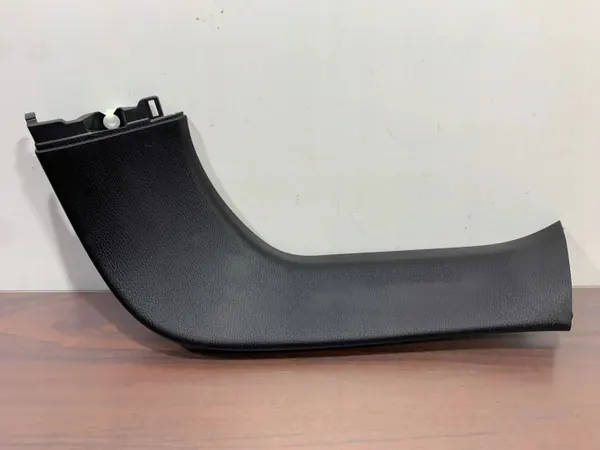 OEM 7224A312ZZ Garniture de coffre côté droit image 2