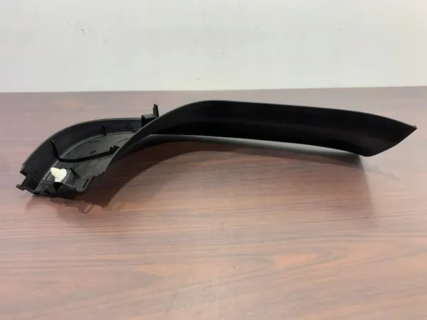 OEM 7224A312ZZ Garniture de coffre côté droit image 4