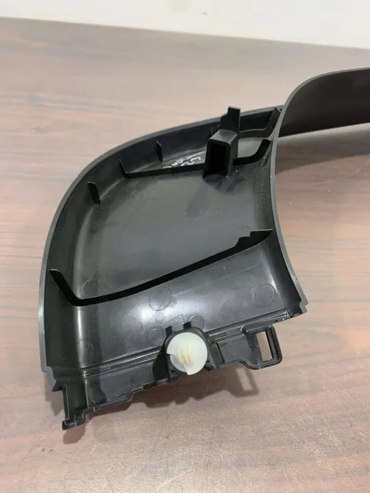 OEM 7224A312ZZ Garniture de coffre côté droit image 6