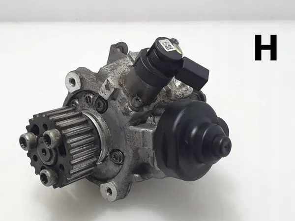 Ruiskutuspumppu OEM 03L130755L VW Passat B7 2.0TDI:lle image 2