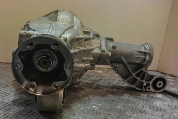 Riduttore anteriore Mercedes GLE W166 4460310112 2.1L image 3
