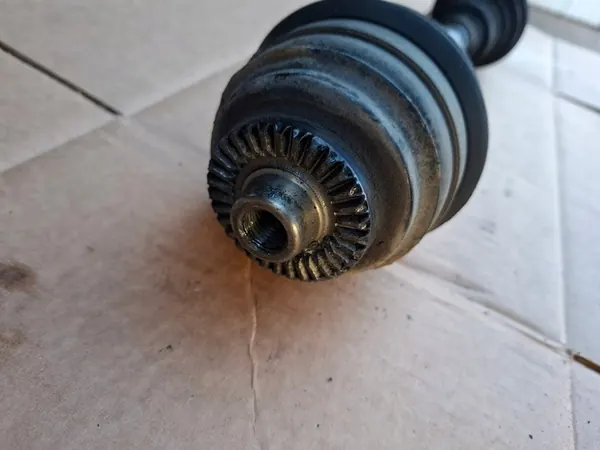 Vänster framdrivningsaxel BMW F30 F20 OEM BB1 7597693 image 2