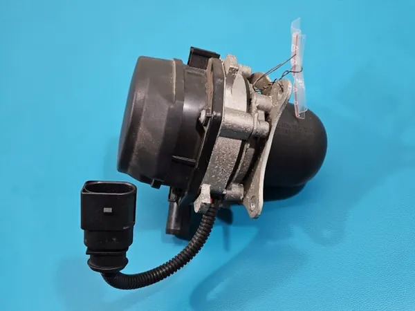 Bomba de aire secundario OEM 9A160510472 Porsche Panamera image 6