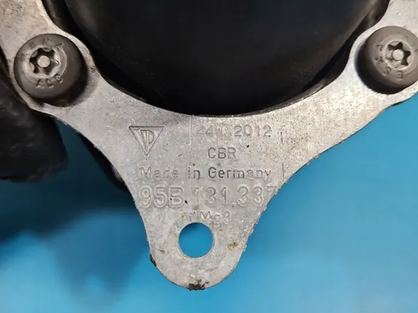 Bomba de aire secundario OEM 9A160510472 Porsche Panamera image 9