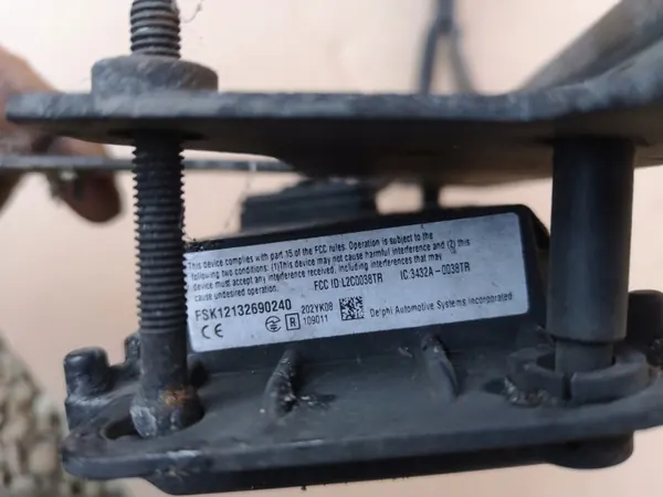 Ford OE CV6T-9G768-AD Avståndsradarsensor fäste image 5