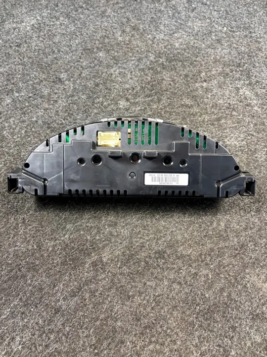 Mercedes W203 Mittaristo OEM A2035404947 - 457k km image 8