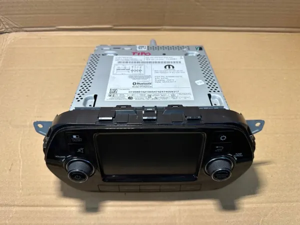 Fiat Tipo II Radion Näyttö Navigaatio OEM 07356615210 image 2