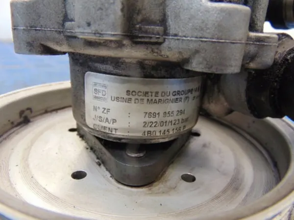 Servolenkungspumpe AUDI A6 C5 2.5 V6 Sedan image 5