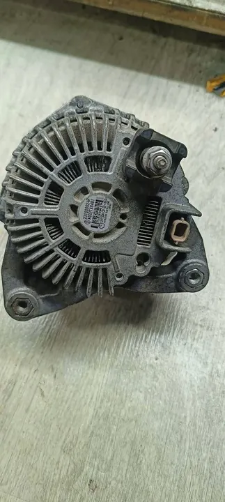 Vaihtovirtageneraattori Renault OE 231000024R image 3