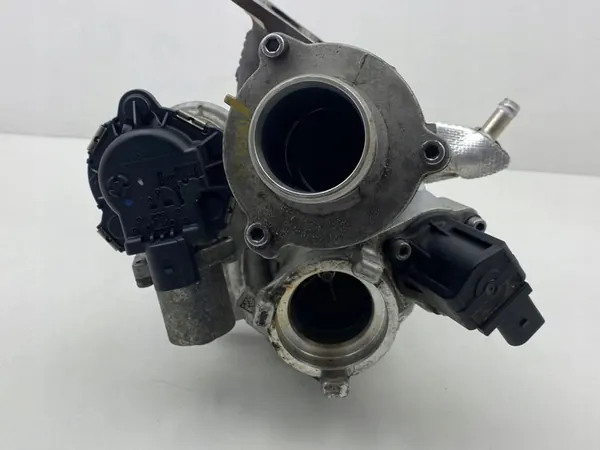 Turbocompresor 06K145722M VW Sharan 7N 2.0 TSI image 3