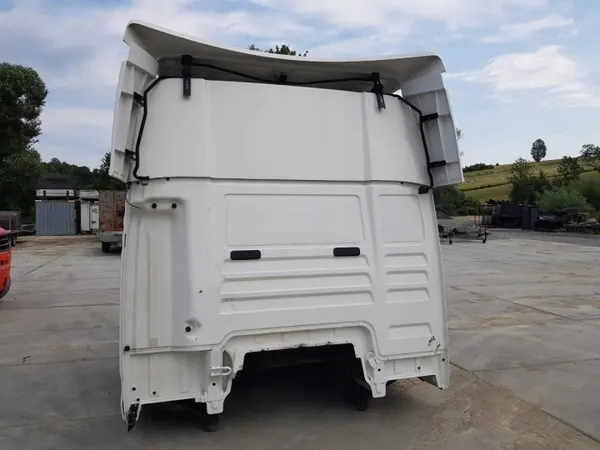 MAN TGX I Kabine & Karosserie OEM LORK-1815-525228 image 3