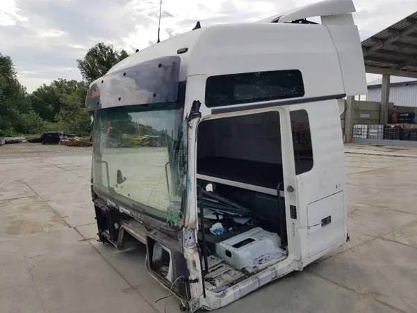 MAN TGX I Kabine & Karosserie OEM LORK-1815-525228 image 5