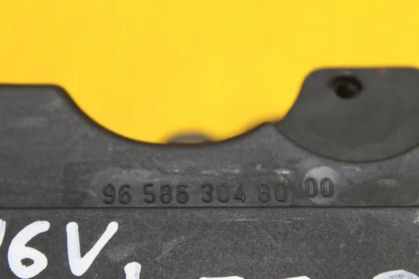 Tampa de Válvula Peugeot 307 1.6 16V image 8