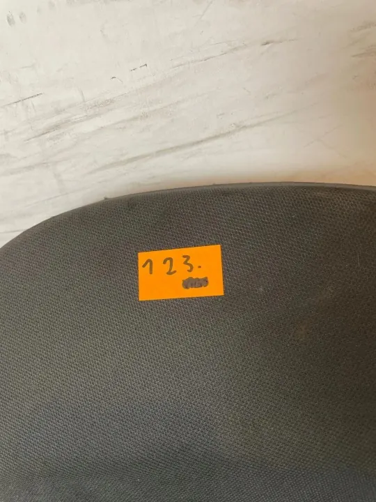 Étagre coffre arrière OEM A1766900049 Mercedes A-Class image 3