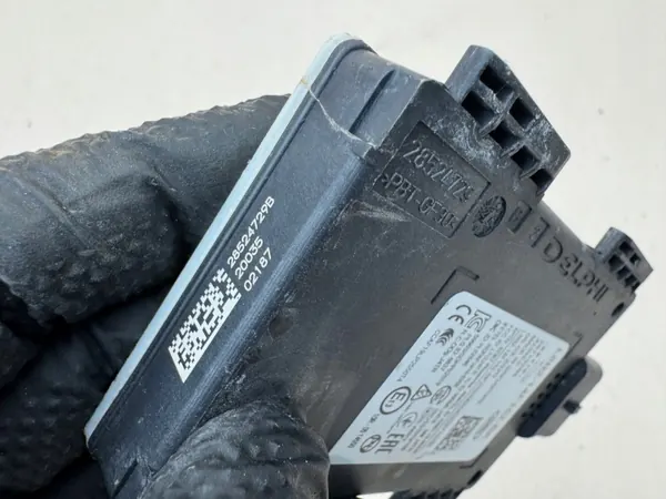 Land Rover Defender L663 döda vinkeln sensor OEM L8B2-14F152-BK image 7