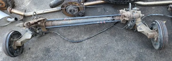 Viga Suspensión Trasera Eje Completo Tambores OEM image 2