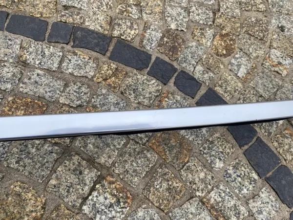 Mercedes 247 GLA linke Dachreling OEM 2478901300 image 5