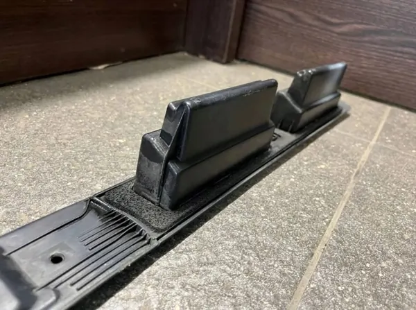 Iveco Daily 4e gen kofferbakbekleding OEM 3804776 image 4