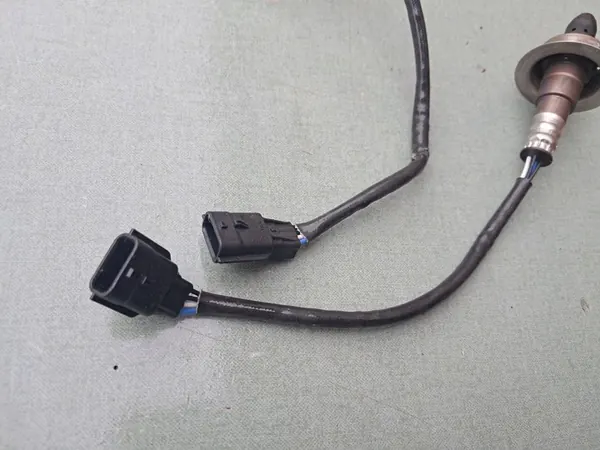 Infiniti Lambda Sensor Q50 Q60 3.0 Benzyna OE 216500-7810 image 3