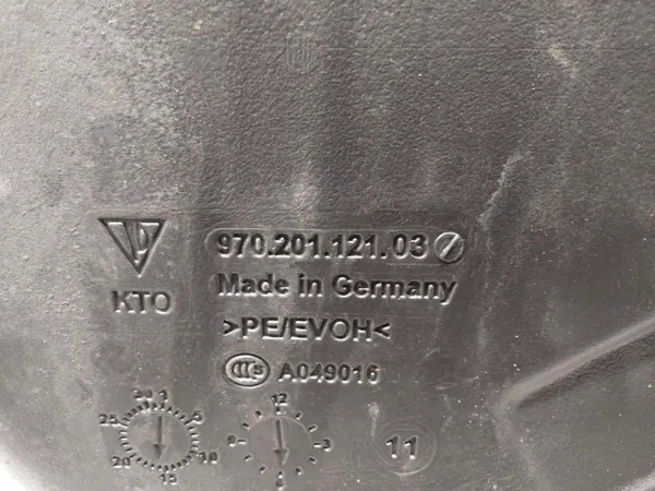 Porsche Panamera Polttoainesäiliö OEM 97020101339 image 6