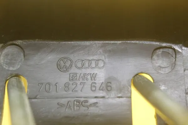 OEM 701827545 Ovenpysäytin Oikea Taka VW Transporter T4 image 4
