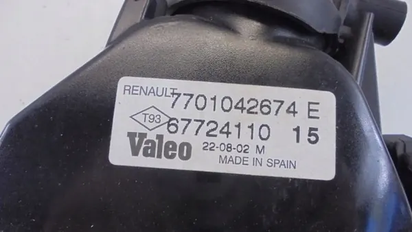 Farol de Neblina Halógeno Renault Laguna I image 8