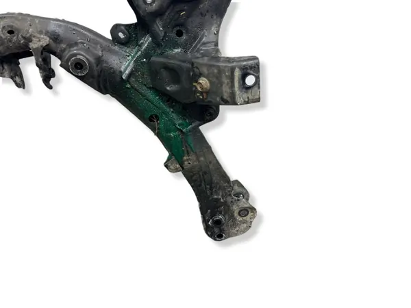 Travesaño Delantero Tesla OEM 1103547-00-A Usado image 6