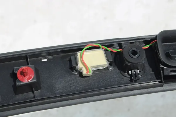 OEM bt-cars-32945 Kofferbakhendel met schakelaar image 10
