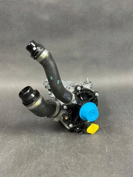 Vattenpump Mercedes C-Klass W206, S206, X254, C254, W214 A2542003000 image 5