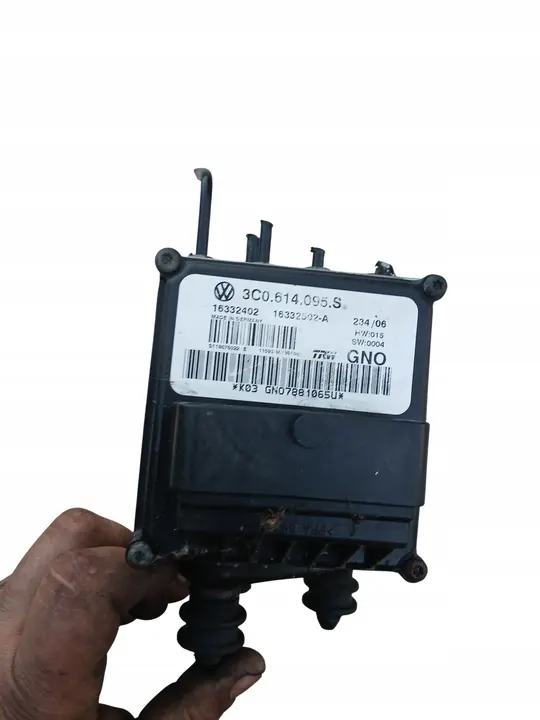 Pompe ABS Passat B6 image 1