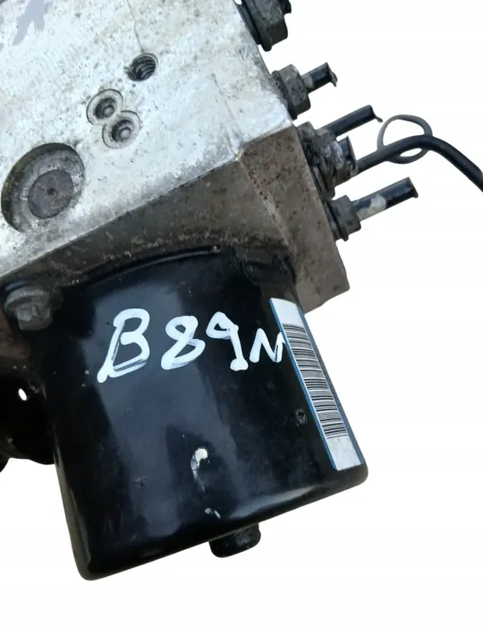 Pompe ABS Passat B6 image 4