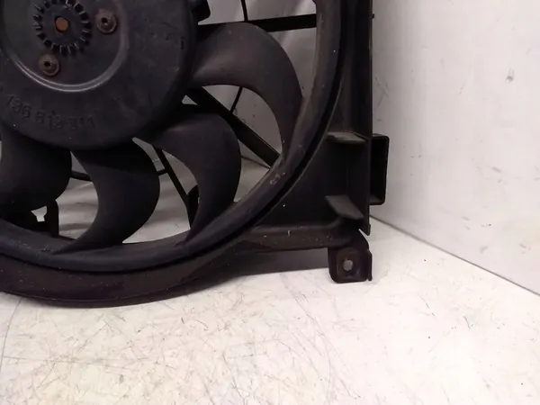 Opel OE 3135103909 kylarrubrik image 3