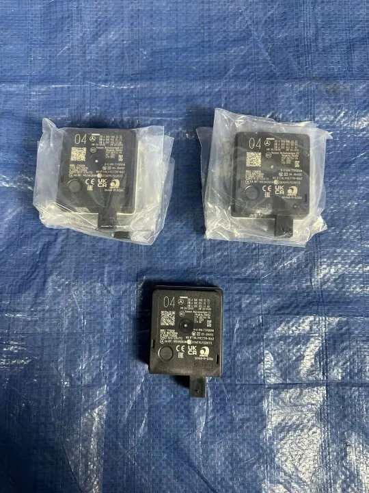 Mercedes Radarsensor OEM A0009003335 Gebraucht image 2