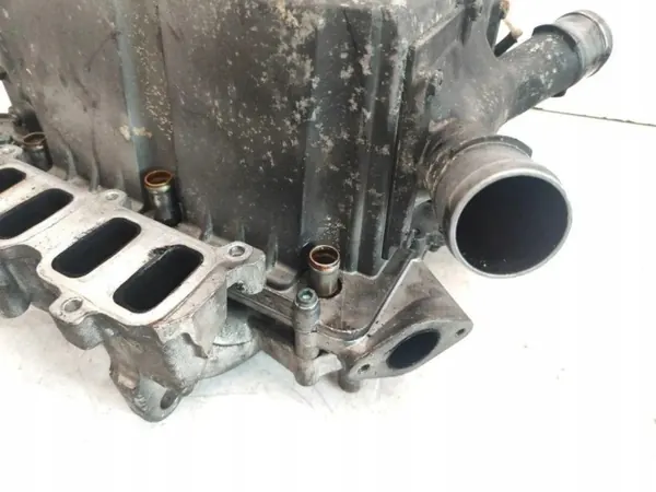 Colector de admisión OEM 057129676B para Audi A8 D2 3.3L Diésel image 4