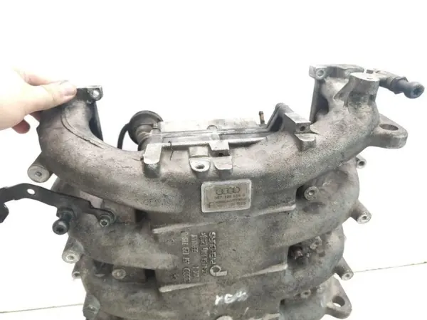 Colector de admisión OEM 057129676B para Audi A8 D2 3.3L Diésel image 9