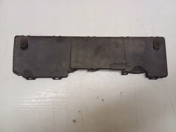 Peças do compartimento motor BMW OEM 12521724637 image 2