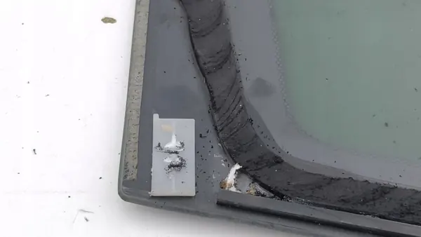 Ventana lateral trasera Honda ZR-V 2024 OEM AMD230406 image 5