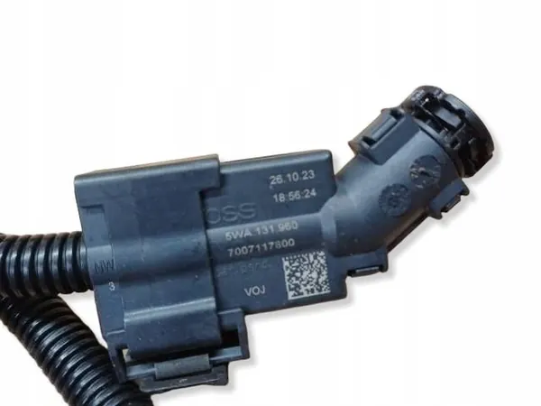 OEM 5WA131960 AdBlue-johto VW Golf VIII:lle image 9
