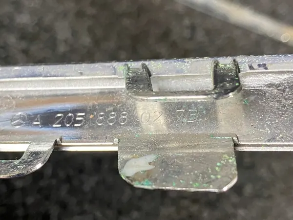 MERCEDES C W205 Listello Griglia Cromato Sinistro image 4