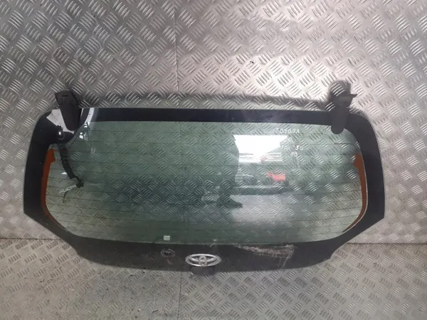 Toyota Aygo Achterruit OEM SZYBA TYLNA TOYOTA AYGO image 2