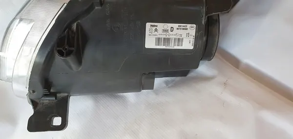 Peugeot OE 9675138980 faro derecho image 4