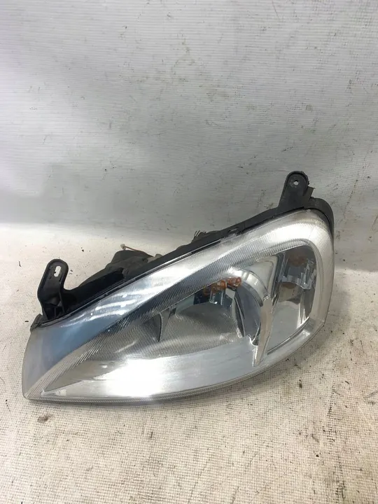 Opel Corsa C 2005 Faro delantero izquierdo image 2