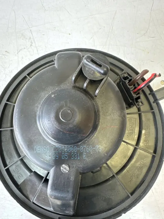 Begagnad VW fläkt OEM 1K1819015 för Touran image 3